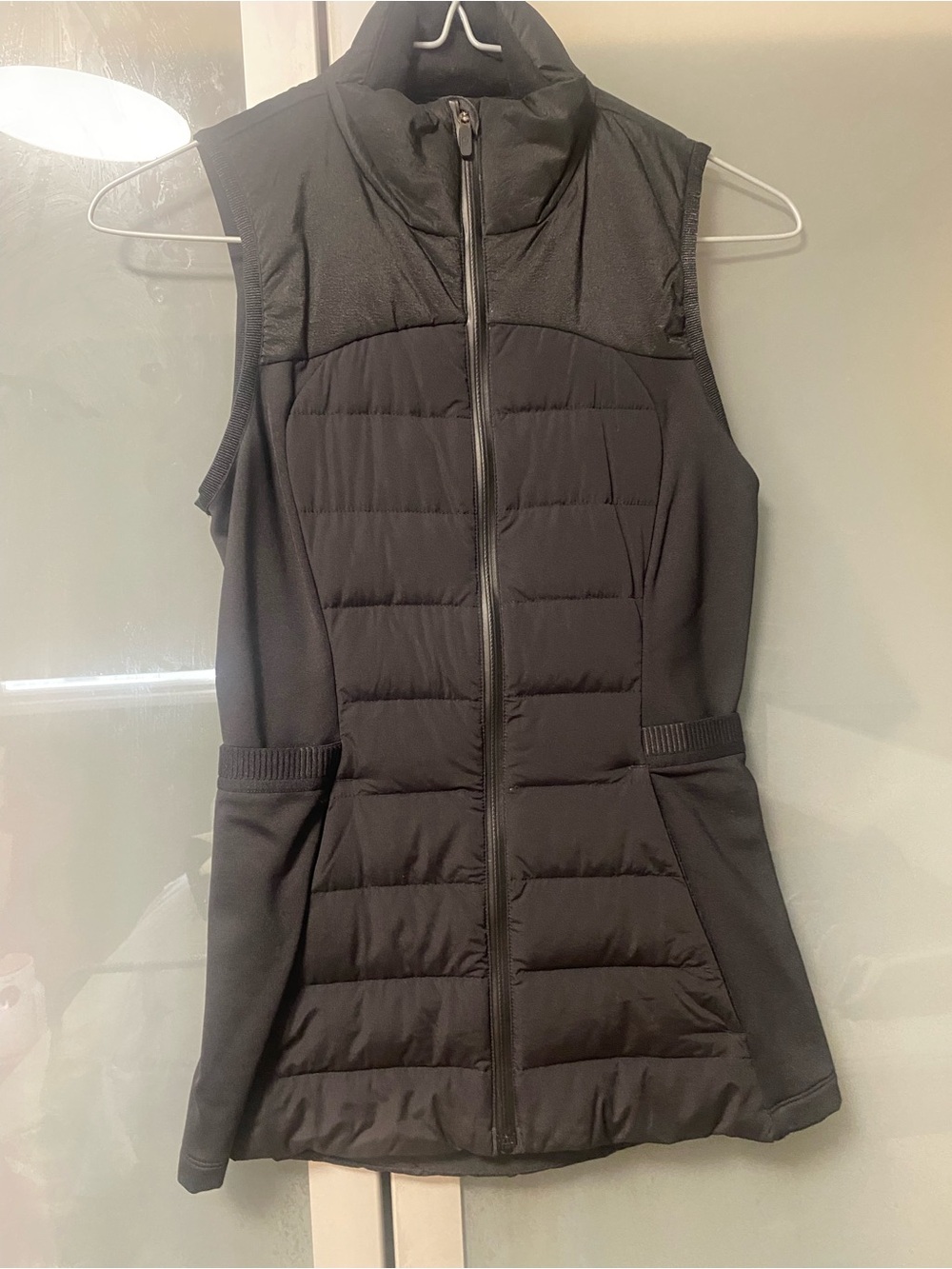 lululemon athletica Black Quilted Zip-Up Sleeveless Vest